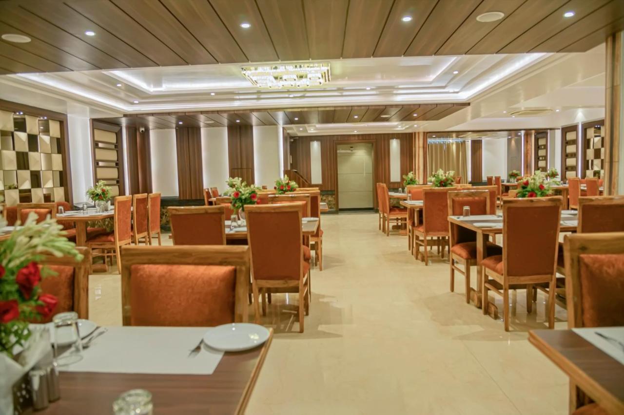 Hotel Hira Inn Prayagraj Bagian luar foto